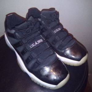 Air Jordan 11 Low GS "Barons" Boy's Sneakers